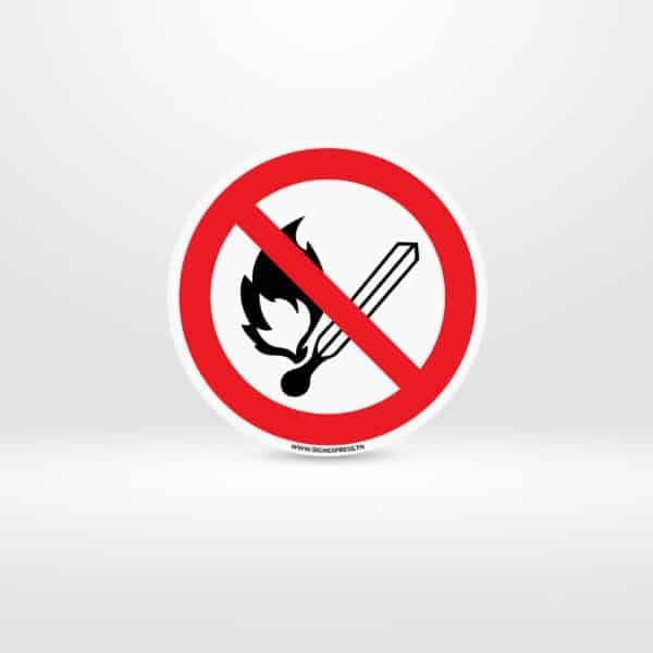 Plaque Flammes nues interdites ISO 7010 P003 – Tunisie