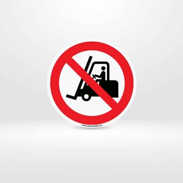 Plaque Interdit aux chariots élévateurs et véhicules industriels ISO 7010 – Tunisie