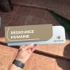 Plaque de bureau personnalisée Ressource Humaine en Alucobond 30x12 cm - Sign Express Tunisie