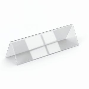 Chevalet porte-nom de bureau en Plexiglas transparent, idéal pour conférence, signalétique d'accueil ou événementiel, fabriqué par Sign Express Tunisie.