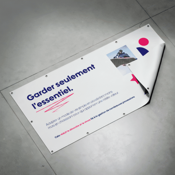 Bâche publicitaire personnalisée en PVC avec œillets, impression haute qualité en Tunisie.