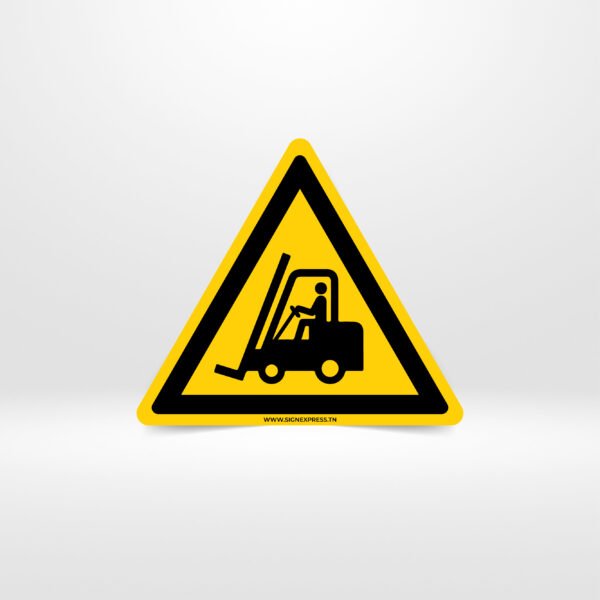 panneau-danger-chariots-elevateurs-tunisie.jpg Pictogramme danger chariot élévateur manutention triangle jaune - Signalétique sécurité entrepôt Tunisie - SignExpress.