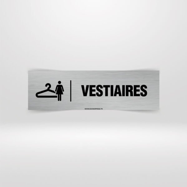 Signalétique vestiaires femme icône cintre sur fond alu brossé.